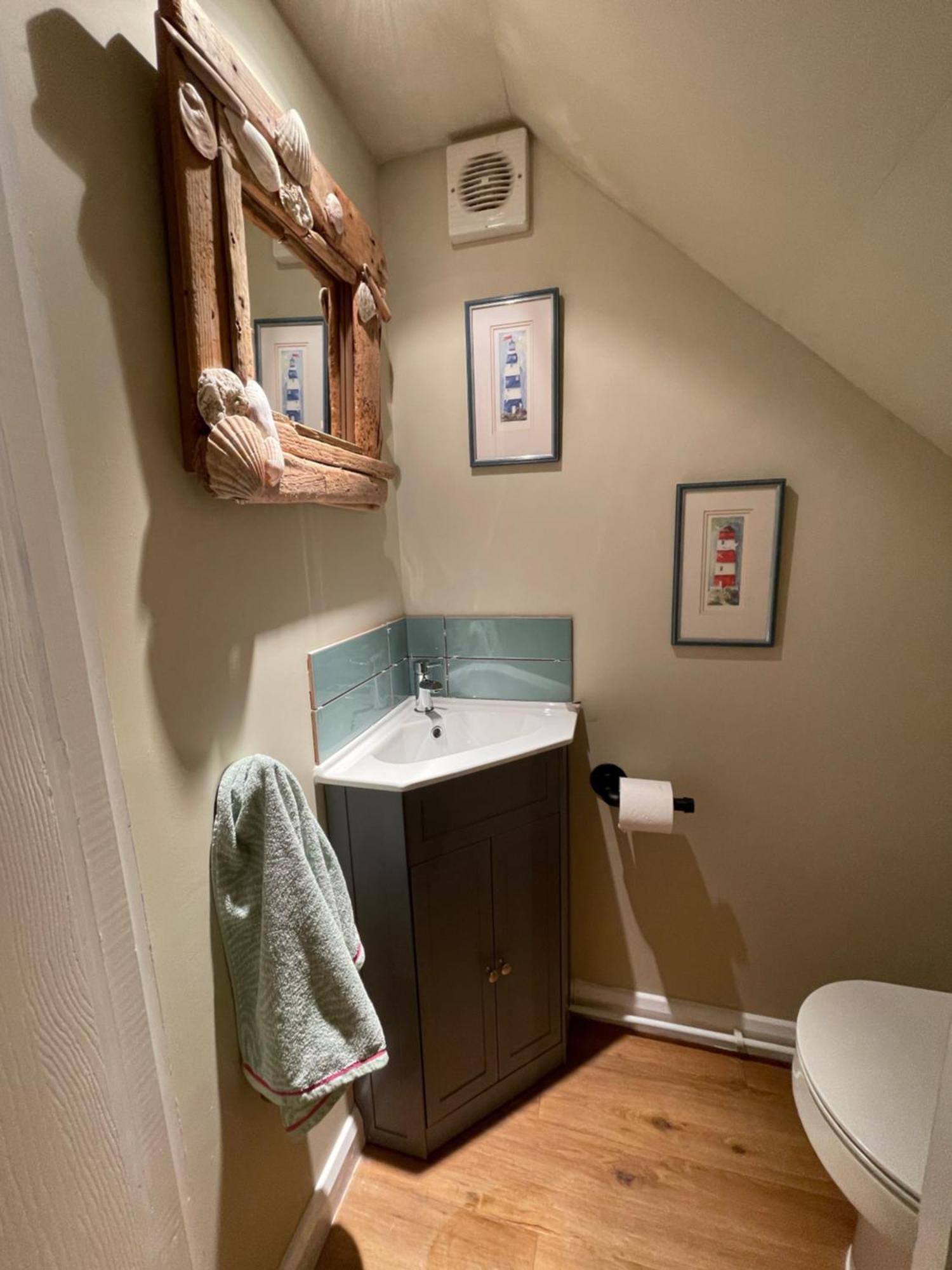 Charming North Norfolk Flint * Baconsthorpe